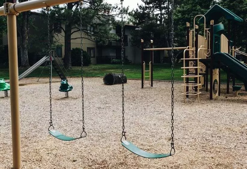 בית מלון כפרי Boulder Twin Lakes Inn