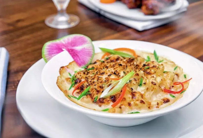 Doubletree By Hilton Hotel Newark Airport