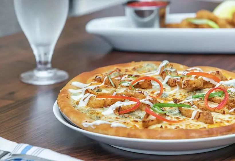 Doubletree By Hilton Hotel Newark Airport