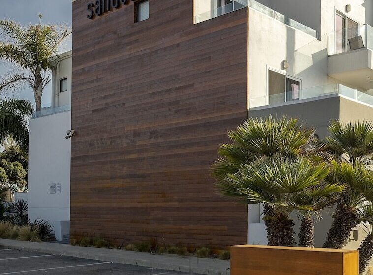 Sandcastle Hotel On The Beach