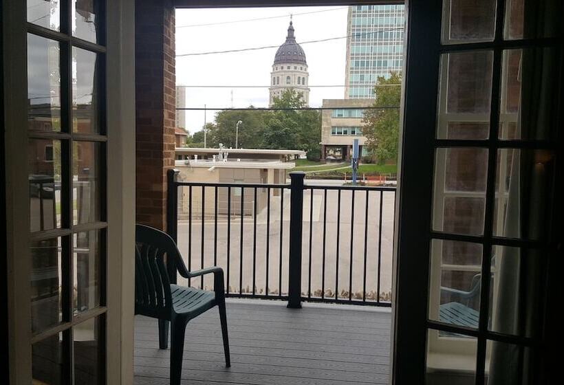 فندق Senate Luxury Suites