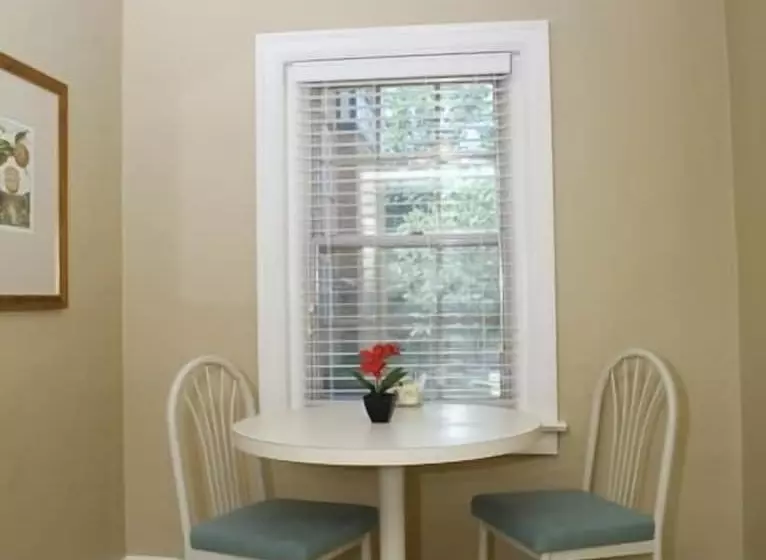 Отель Senate Luxury Suites