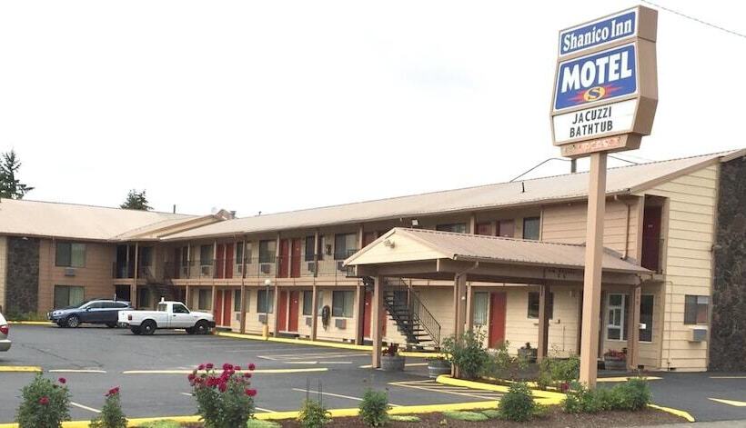 فندق Shanico Inn