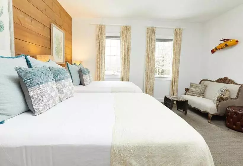 هتل Shelter Harbor Inn