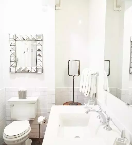 هتل Shelter Harbor Inn