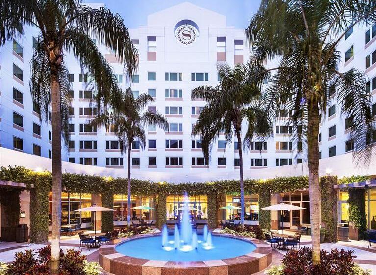 בית מלון כפרי Sheraton Suites Fort Lauderdale West