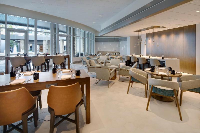 בית מלון כפרי Sheraton Suites Fort Lauderdale West