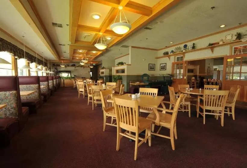 Shilo Inn Suites Hotel Nampa Suites