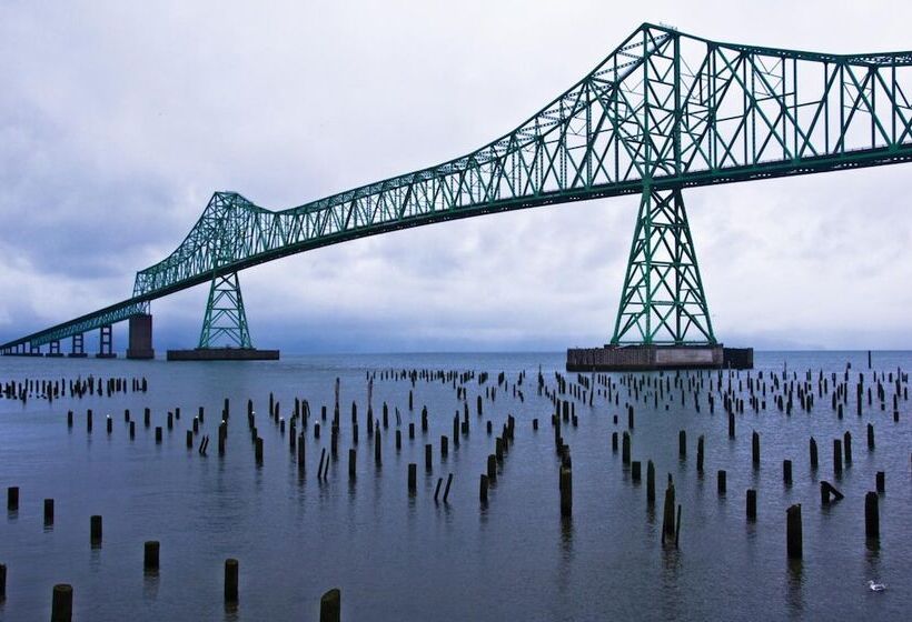 ホテル Shilo Inn Suites Warrenton