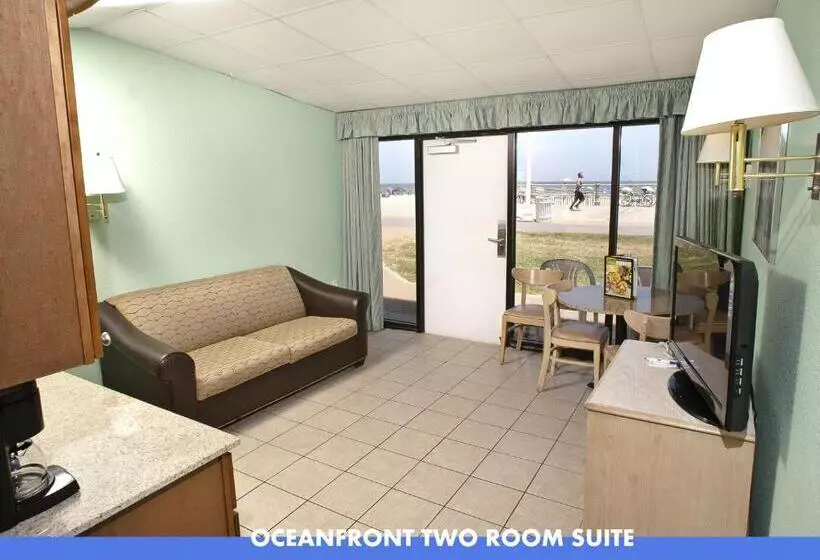 هتل The Schooner Inn