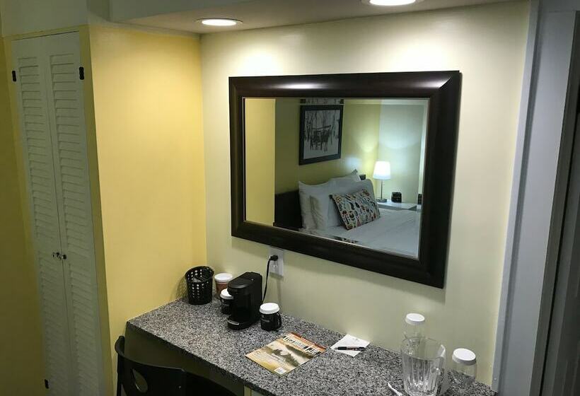 Szálloda The Sherman Inn