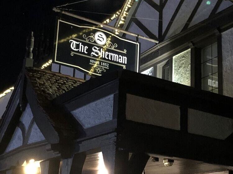 Szálloda The Sherman Inn