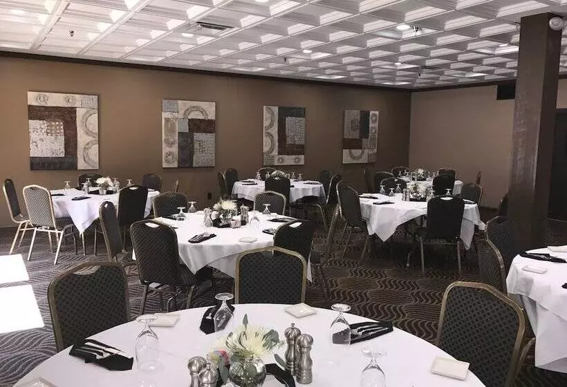 호텔 The Sherman Inn