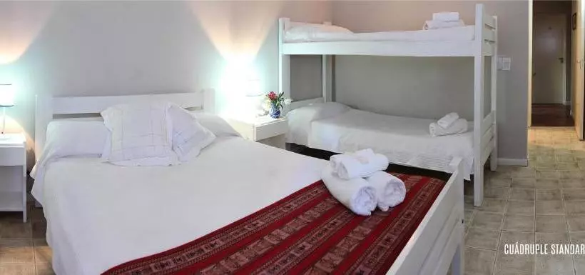 Retkeilymaja Hosteria Sirena