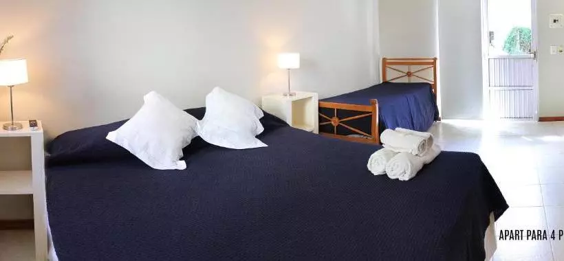 Retkeilymaja Hosteria Sirena