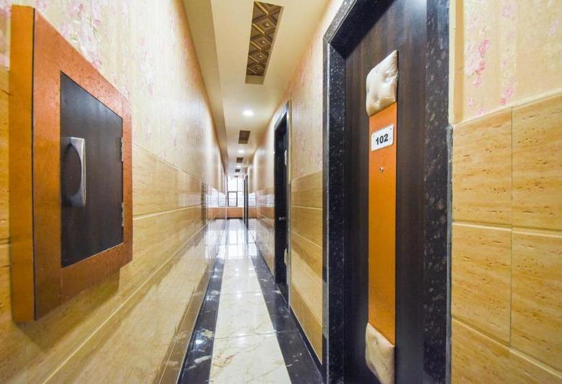 酒店 Capital O 68063  Ravi Residency