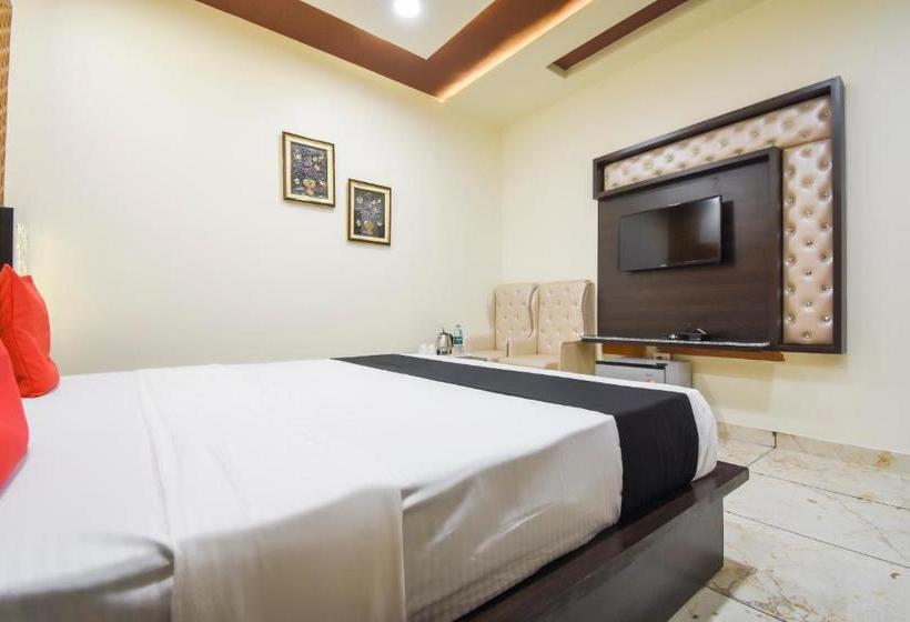 酒店 Capital O 68063  Ravi Residency