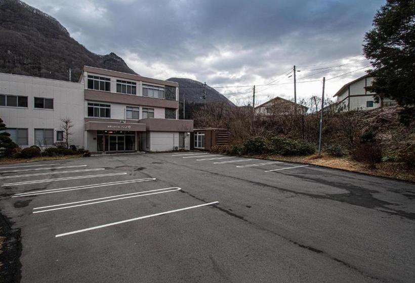 בית מלון כפרי Oyo 44696 Yunokami Shin No Yu