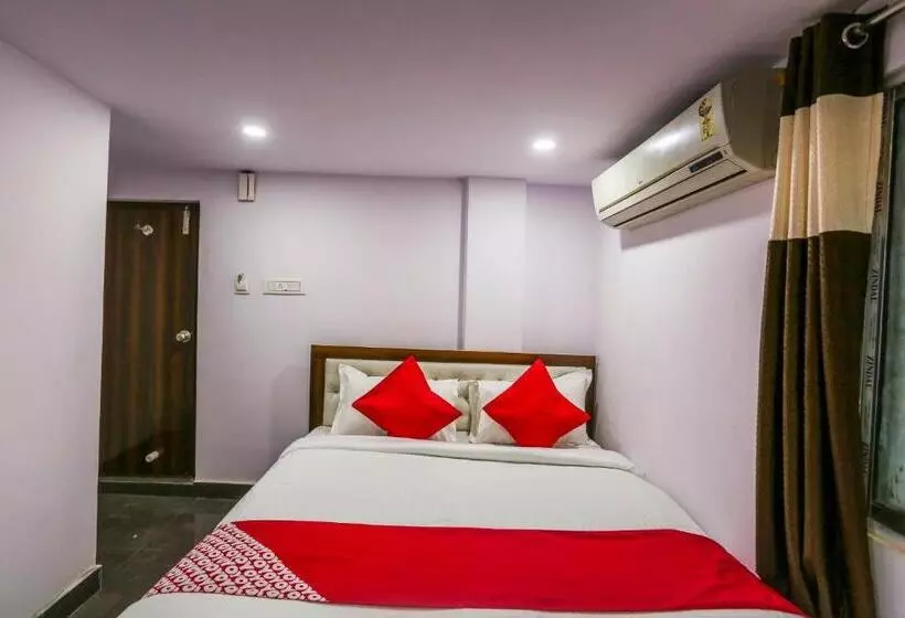 ホテル O Red Velvet Classic Near Netaji Subhash Chandra Bose International Airport