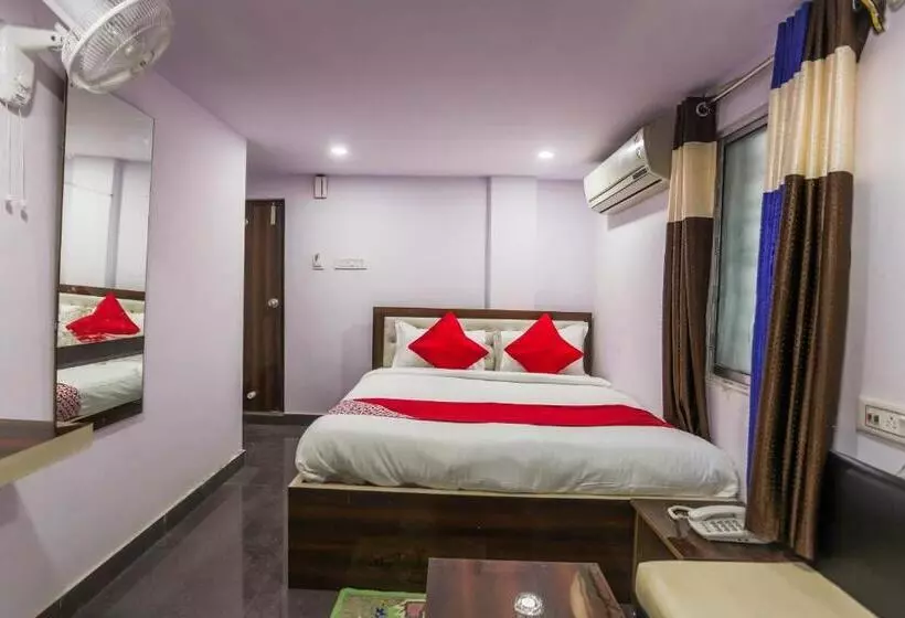 ホテル O Red Velvet Classic Near Netaji Subhash Chandra Bose International Airport