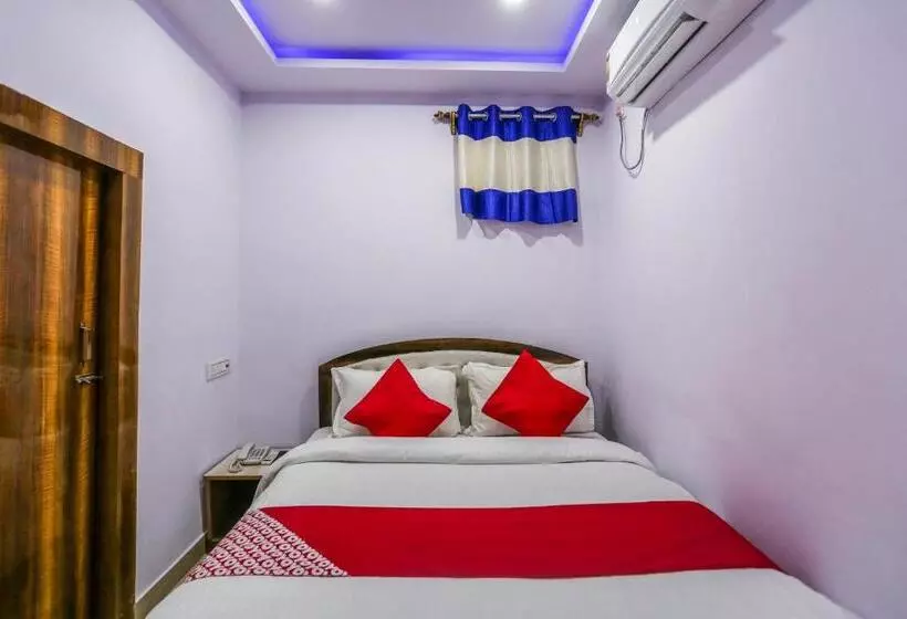 ホテル O Red Velvet Classic Near Netaji Subhash Chandra Bose International Airport