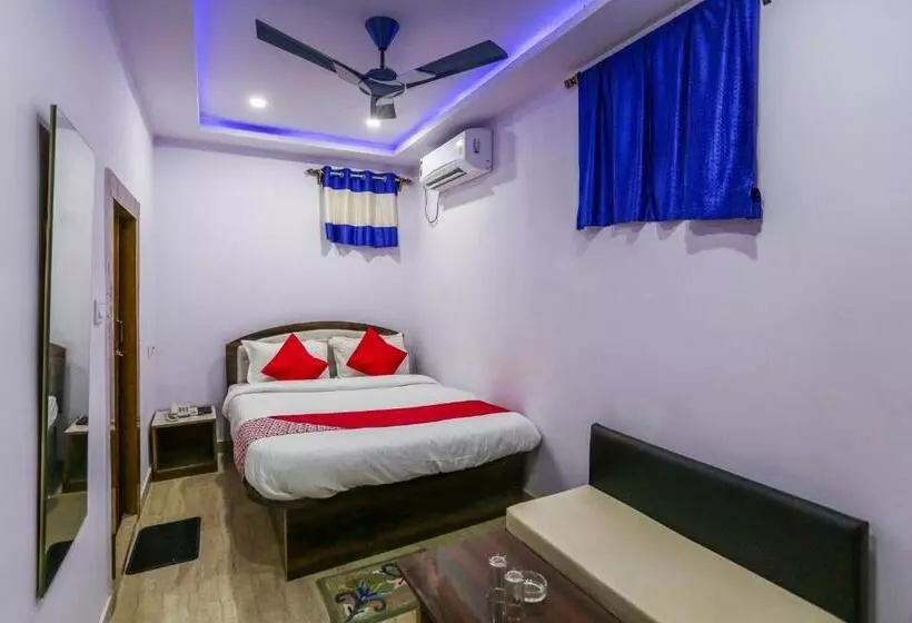 ホテル O Red Velvet Classic Near Netaji Subhash Chandra Bose International Airport