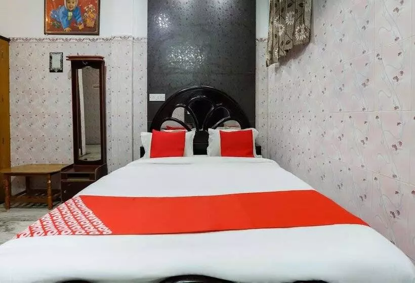 ホテル Oyo 65719 Sree Ganesh Mahal