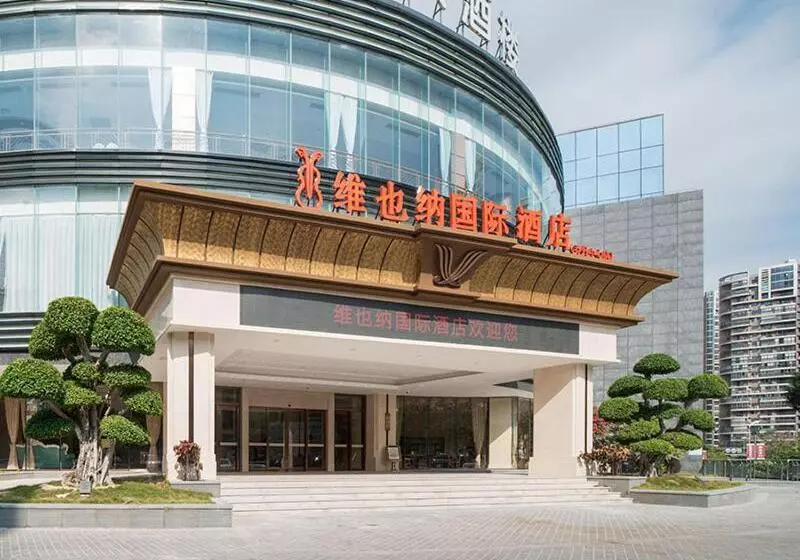 Hotelli Vienna International