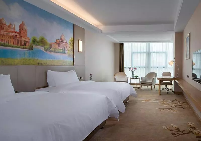 Hotelli Vienna International