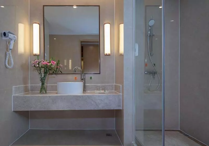 Hotelli Vienna International