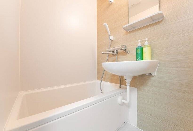 Hotel Yokohama Sakuragicho Town