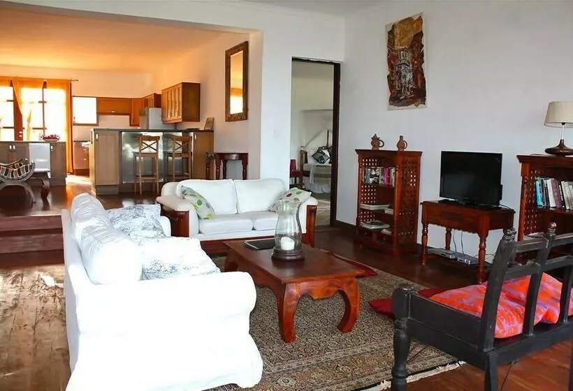 Villa Paradise On The Ocean