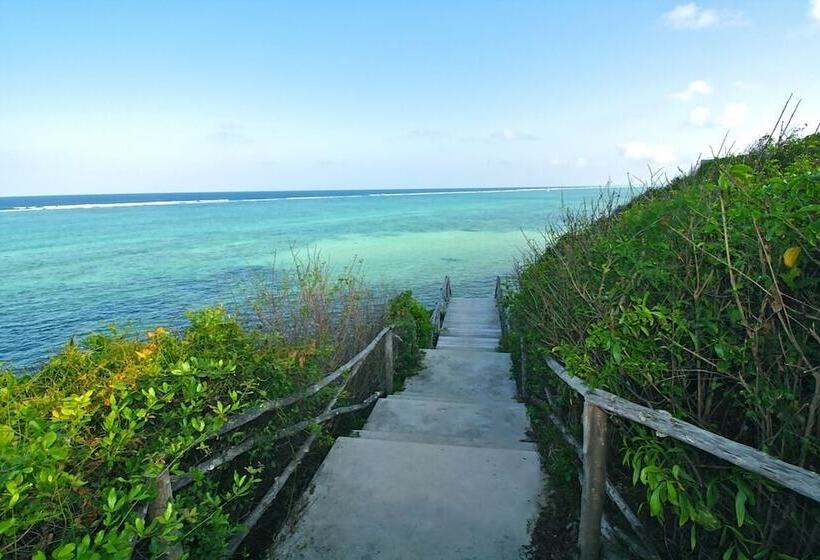 Villa Paradise On The Ocean