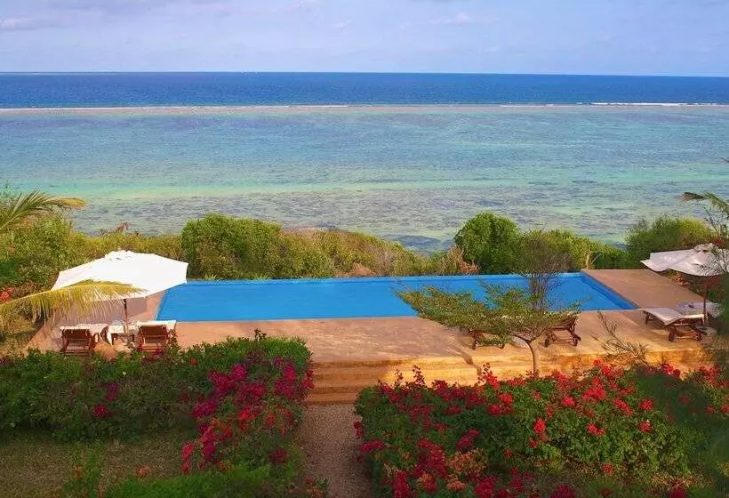 Villa Paradise On The Ocean