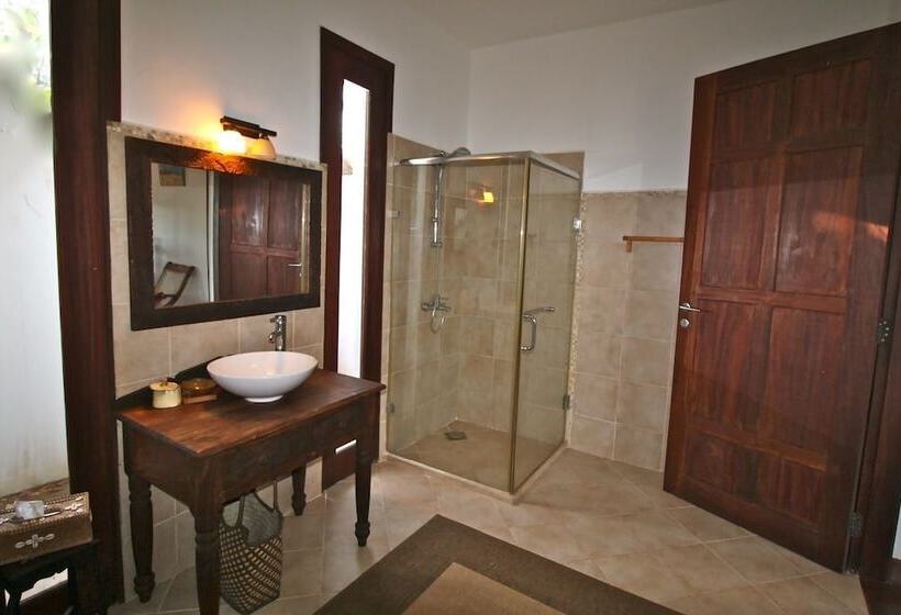 Villa Paradise On The Ocean