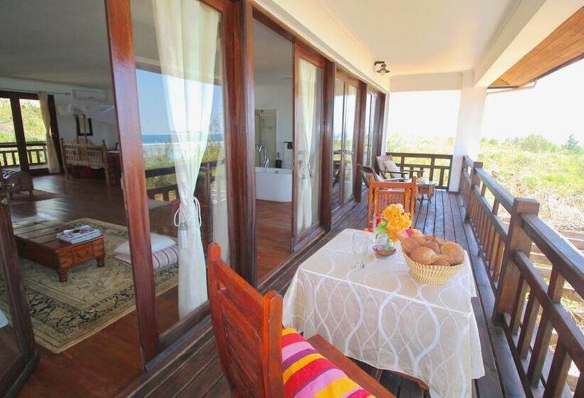 Villa Paradise On The Ocean