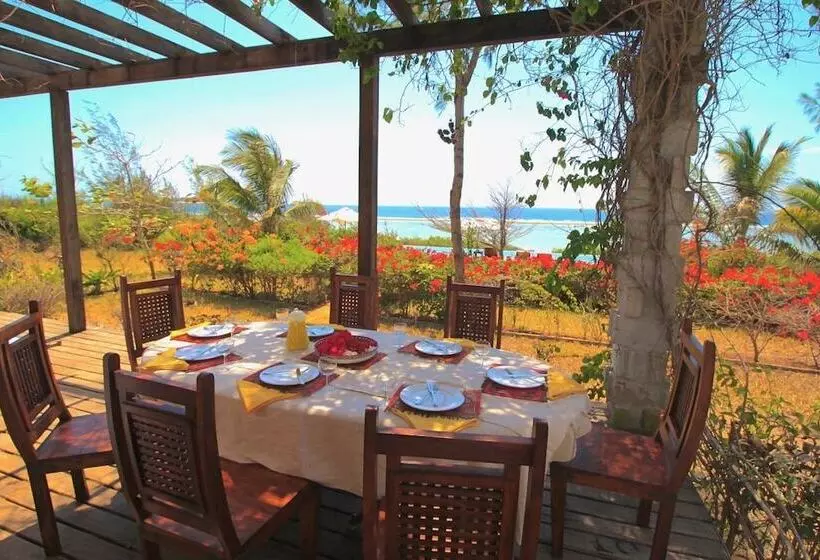 Villa Paradise On The Ocean