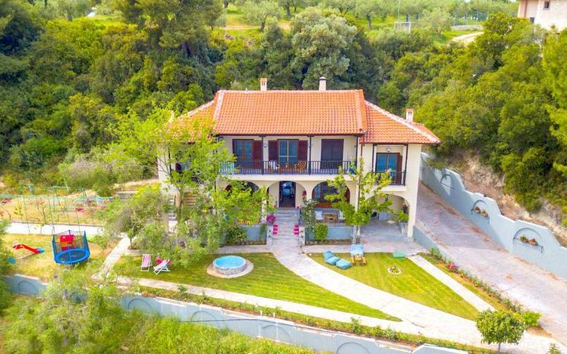 Willow Sea View Villa, Kriopigi