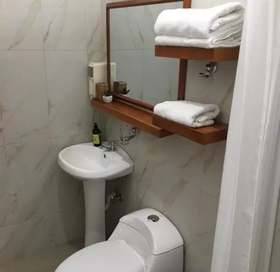 Hotelli New Galapagos Hostelling
