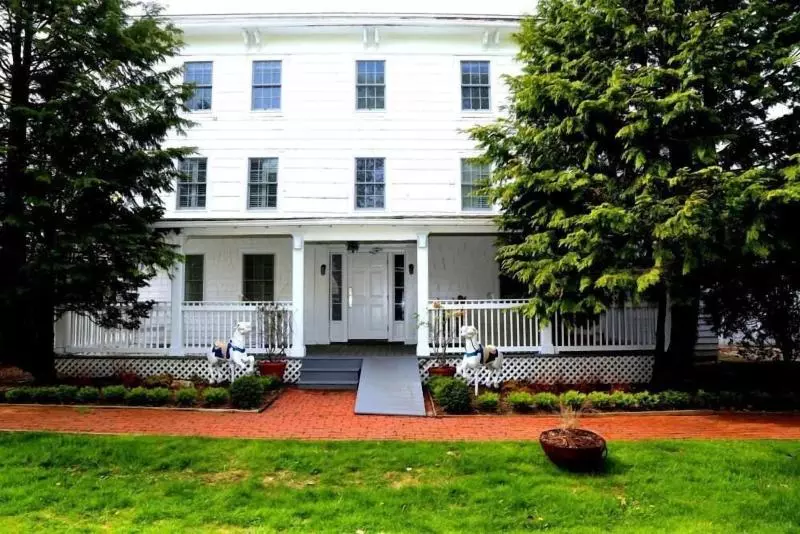 Aamiaismajoitus (B&B) Harpoon House