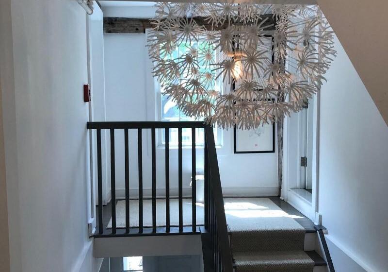 צימר Harpoon House