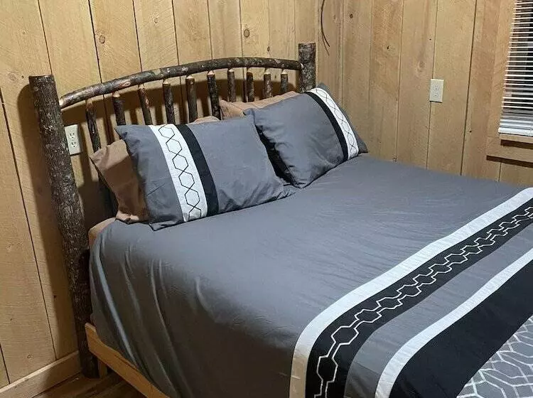 Cabin & Motel Rentals