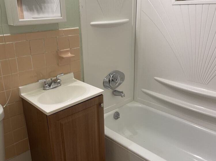 Cabin & Motel Rentals