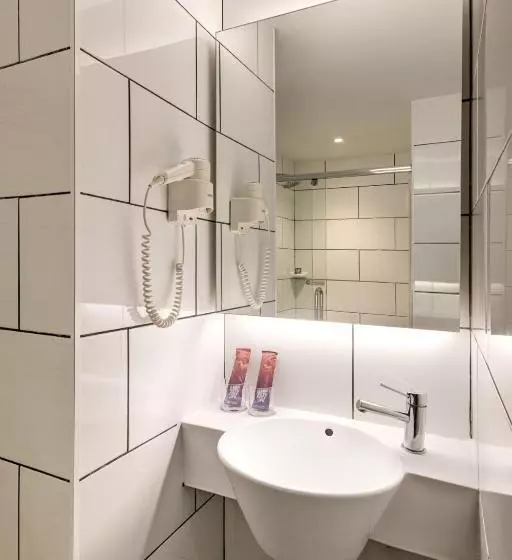 Fox Lite Hotel Dpulze Cyberjaya By Ascott