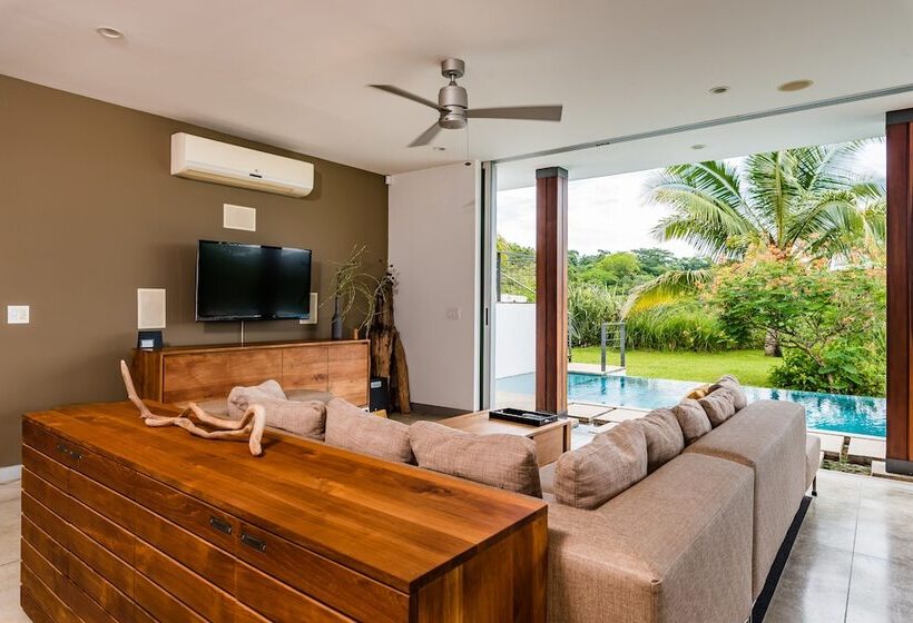 Luna Magnifica   Luna 18