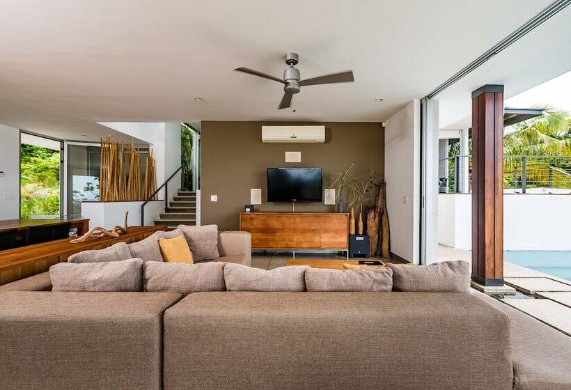 Luna Magnifica   Luna 18