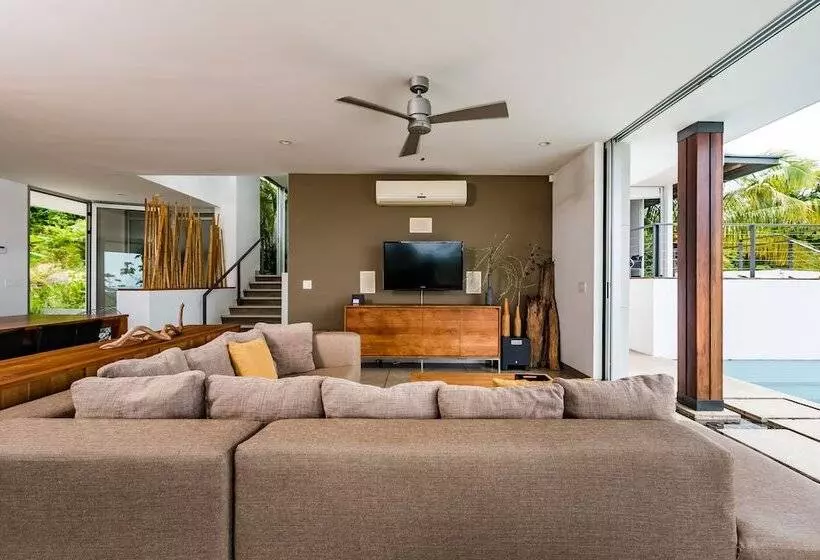 Luna Magnifica   Luna 18