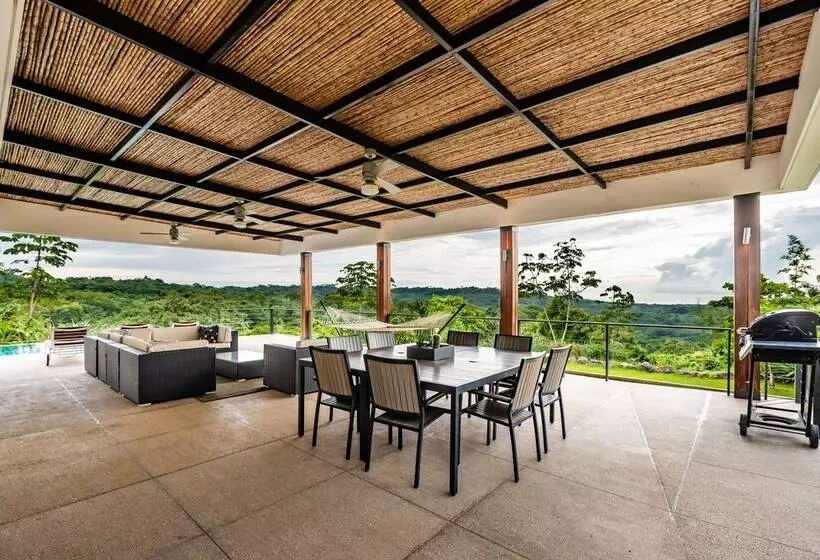 Luna Magnifica   Luna 18