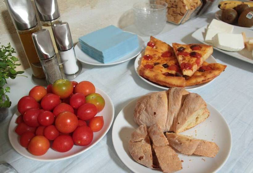 Pension Lamia Room Rentals