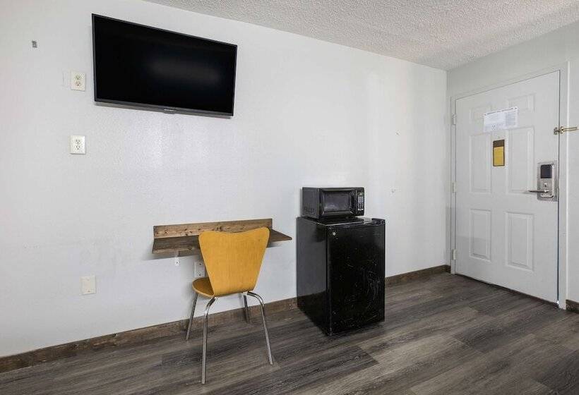 فندق Americas Best Value Inn Stockbridge